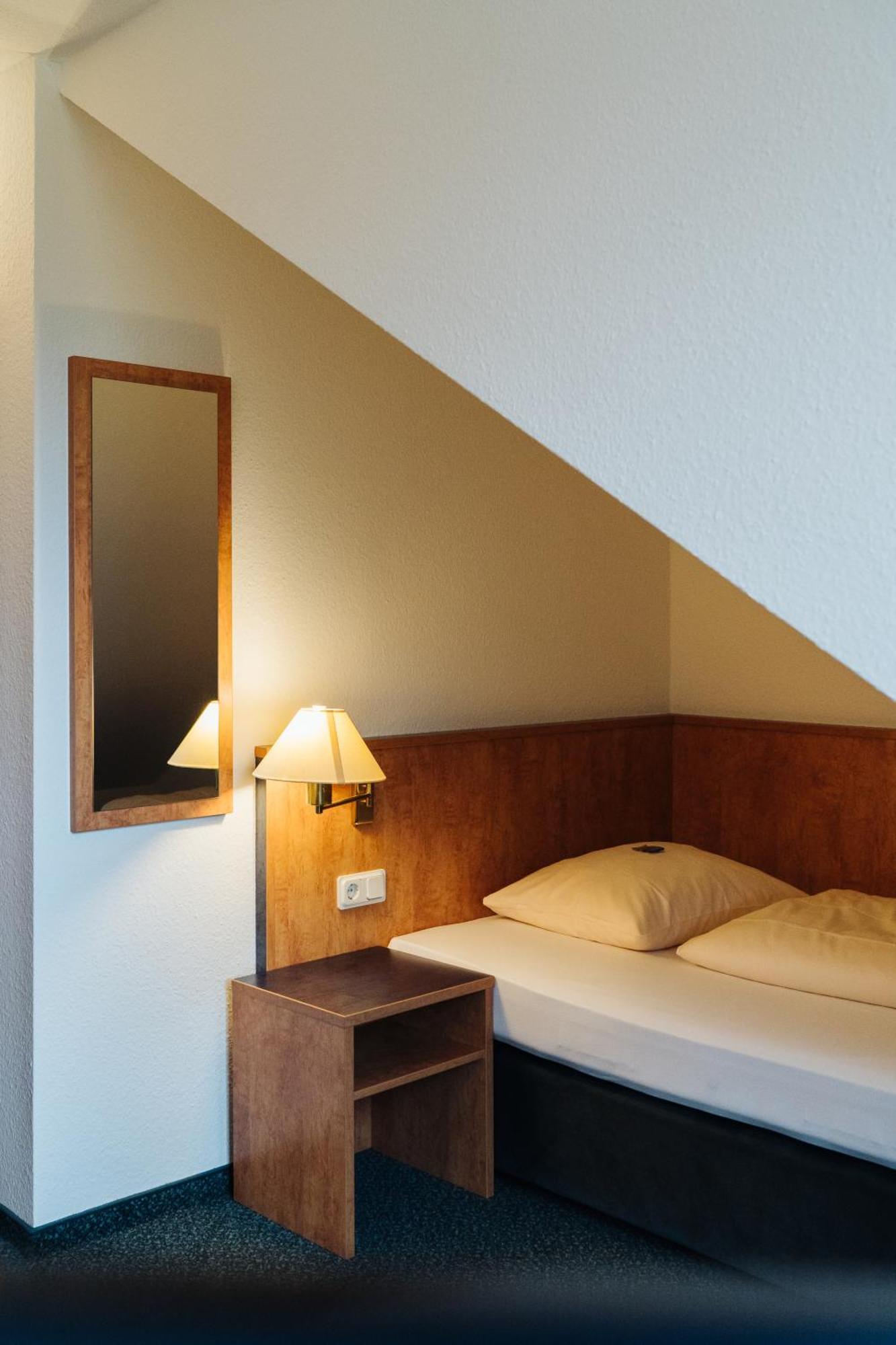 Hotel Stadt Gehrden 겔든 외부 사진